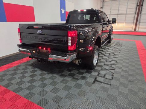 Used 2020 Ford F450 Lariat w/ Lariat Value Package image 26