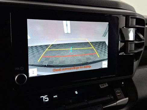 Used 2025 Toyota Tundra SR w/ SR Tow Package AWD/4WD image 15