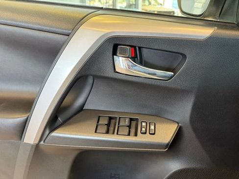 Used 2016 Toyota RAV4 XLE AWD/4WD image 20