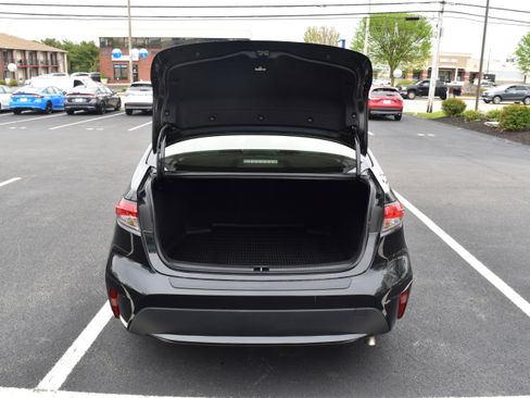 Used 2022 Toyota Corolla LE FWD image 9