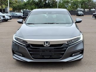 Used 2018 Honda Accord Touring video 2