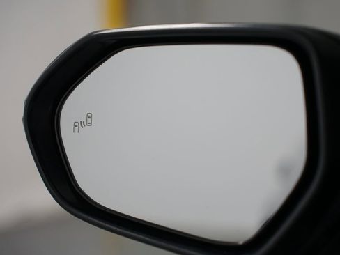 Used 2025 Toyota Corolla LE w/ LE Premium Package image 26