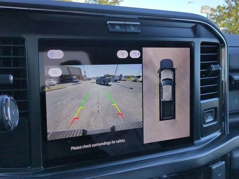 New 2026 Ford F250 Lariat w/ Black Appearance Package image 22