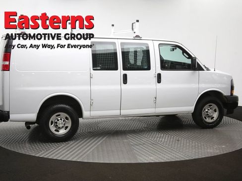 Used 2020 Chevrolet Express 2500 w/ Driver Convenience Package image 43