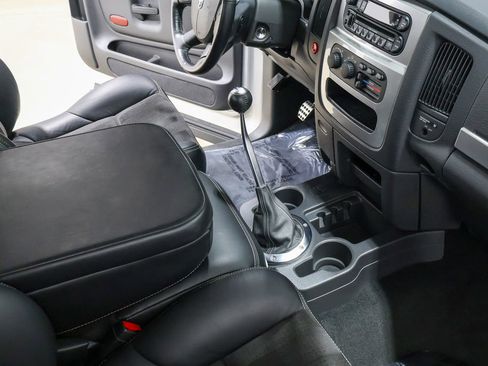 Used 2004 Dodge Ram 1500 Truck 2WD Regular Cab image 44