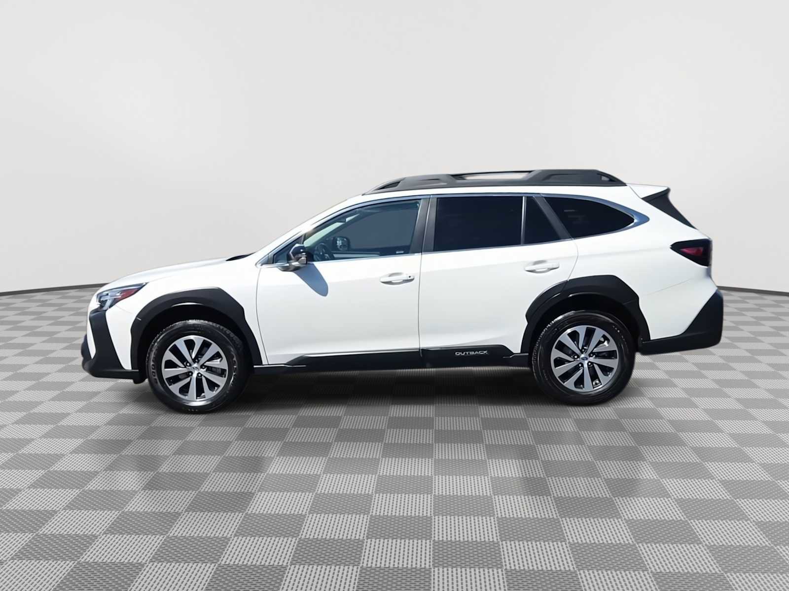 Used 2023 Subaru Outback Premium AWD/4WD image 5
