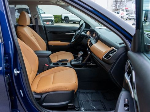 Certified 2026 Kia Seltos EX w/ EX Sunroof Package image 10