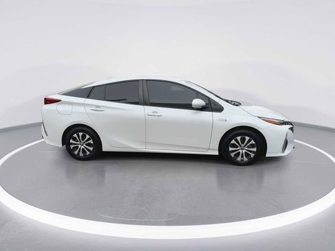 Certified 2021 Toyota Prius Prime XLE image 9
