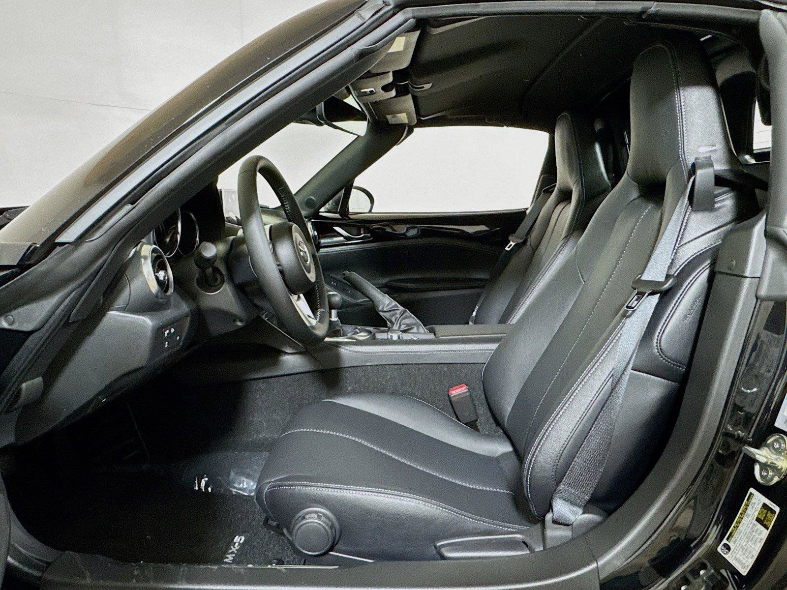 New 2026 MAZDA MX-5 Miata RF Grand Touring RWD image 12