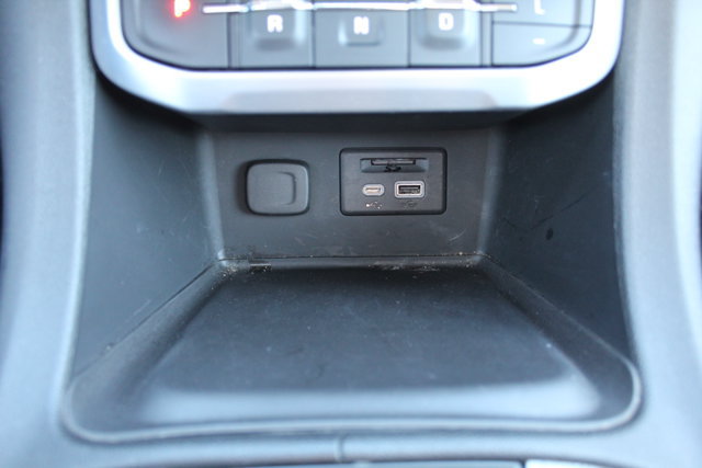Used 2022 GMC Acadia SLT w/ Preferred Package FWD image 32