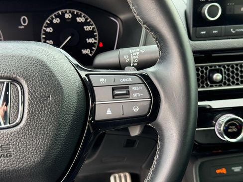 Used 2023 Honda Civic Sport image 25