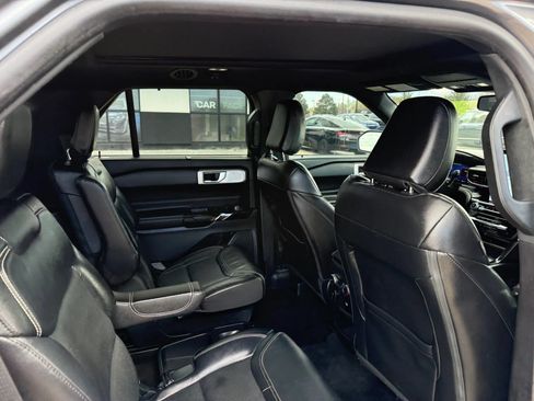 Used 2021 Ford Explorer ST w/ Equipment Group 401A AWD/4WD image 22