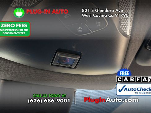 Used 2020 Toyota C-HR XLE FWD image 19