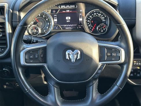 Used 2022 RAM 1500 Laramie image 32