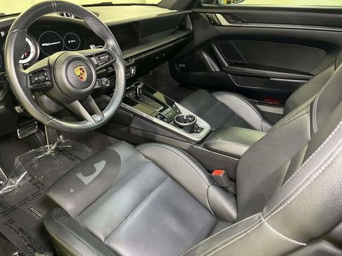 Used 2021 Porsche 911 Carrera 4 image 16