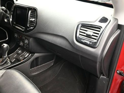 Used 2018 Jeep Compass Limited w/ Navigation Group image 35