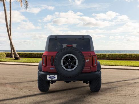 New 2025 Ford Bronco Badlands image 5