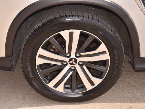 Used 2020 Mitsubishi Outlander Sport SE image 34