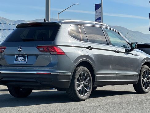 Used 2022 Volkswagen Tiguan SE image 4
