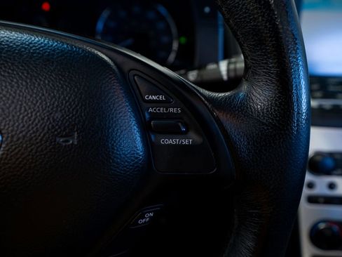 Used 2013 INFINITI G37 Sport w/ Premium Pkg image 24