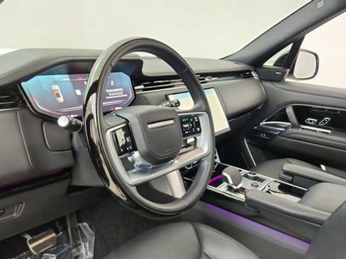 Used 2023 Land Rover Range Rover SE AWD/4WD image 17