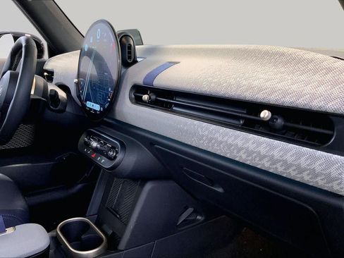 Used 2025 MINI Cooper S FWD image 18
