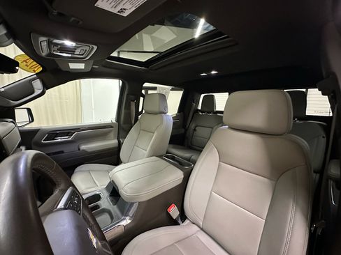 Certified 2024 Chevrolet Silverado 1500 LTZ w/ LTZ Premium Package AWD/4WD image 30