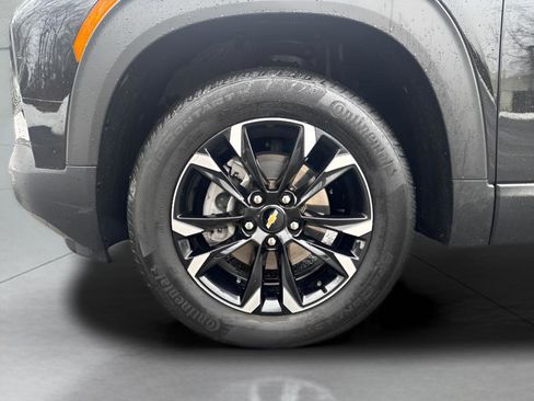 Used 2023 Chevrolet TrailBlazer LT w/ Convenience Package image 5