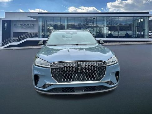 New 2026 Lincoln Aviator Reserve AWD/4WD image 2