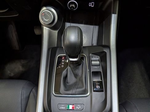 Used 2024 Alfa Romeo Tonale Ti image 25