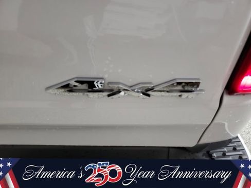 Used 2025 RAM 1500 Limited AWD/4WD image 6