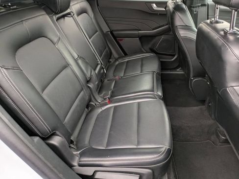 Used 2025 Ford Escape Platinum AWD/4WD image 19