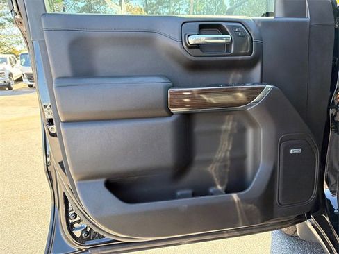 Used 2020 Chevrolet Silverado 1500 RST image 10