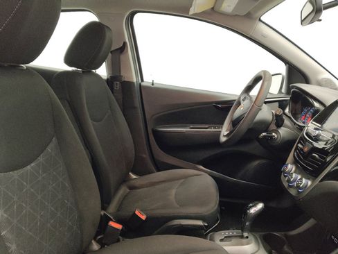 Used 2020 Chevrolet Spark LT image 21