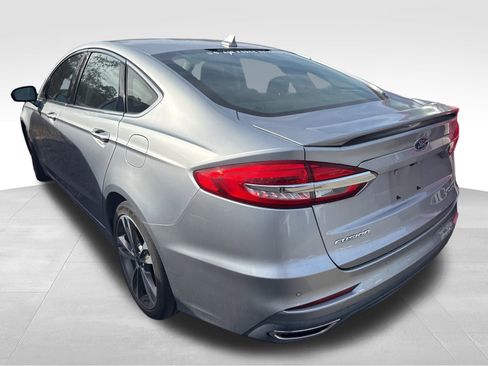 Used 2020 Ford Fusion Titanium image 9