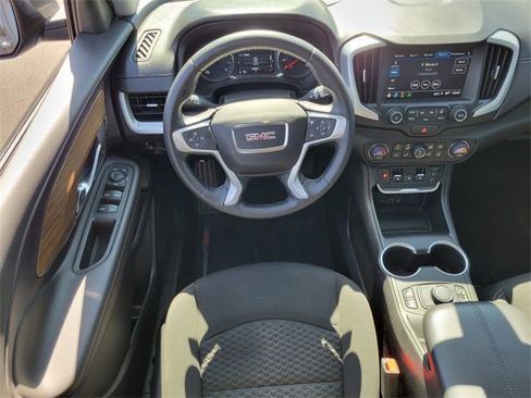 Used 2018 GMC Terrain SLE w/ Driver Convenience Package image 12