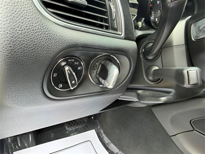 Used 2018 Porsche Macan GTS AWD/4WD image 21