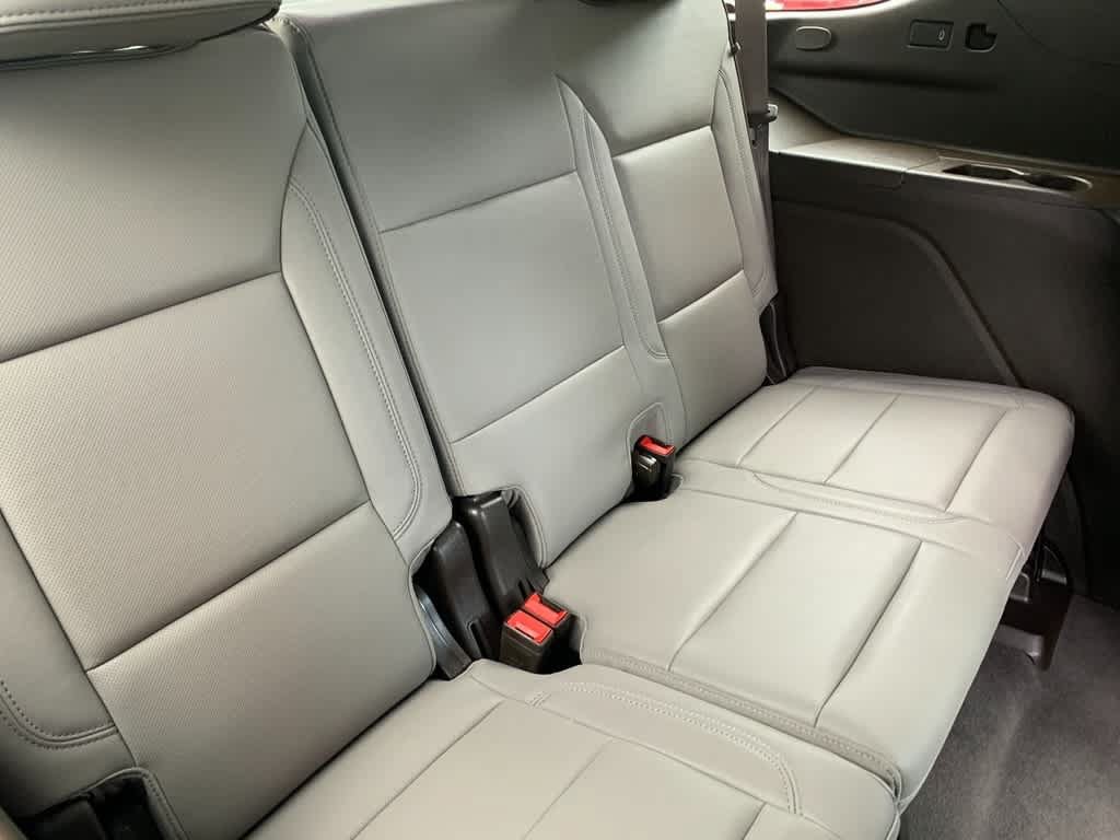 Used 2025 GMC Yukon Elevation w/ Technology Package AWD/4WD image 24