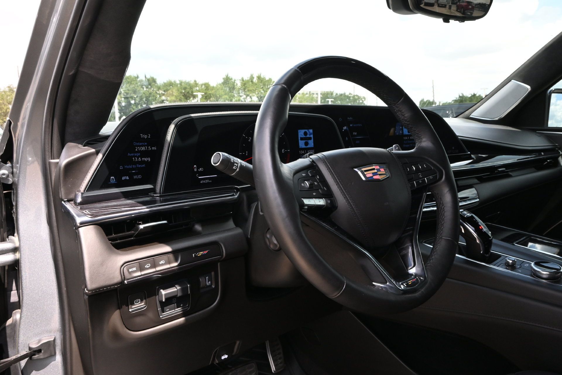 Certified 2023 Cadillac Escalade V AWD/4WD image 17