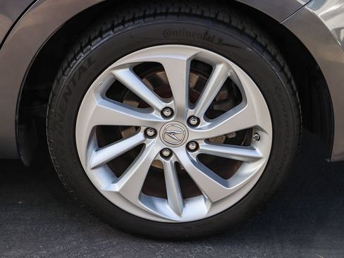 Used 2018 Acura ILX FWD image 12
