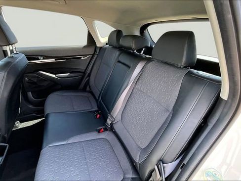 Used 2024 Kia Seltos S FWD image 28