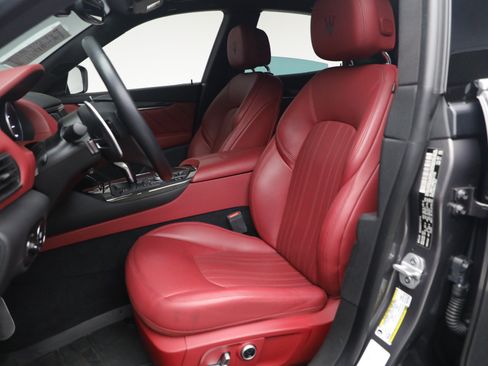 Certified 2023 Maserati Levante Modena AWD/4WD image 14