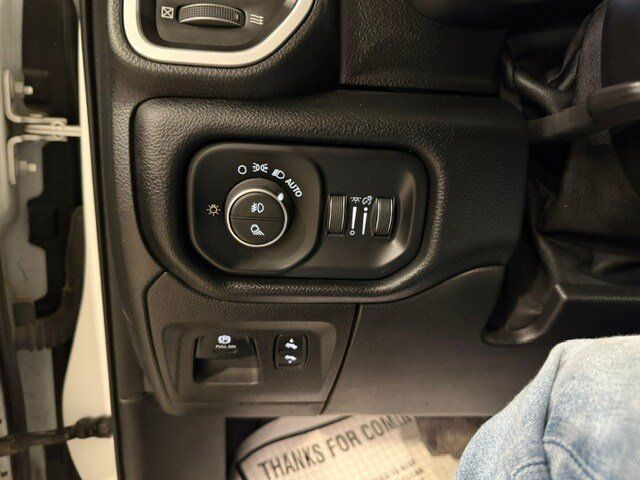Used 2022 RAM 1500 Laramie w/ Off Road Group AWD/4WD image 53