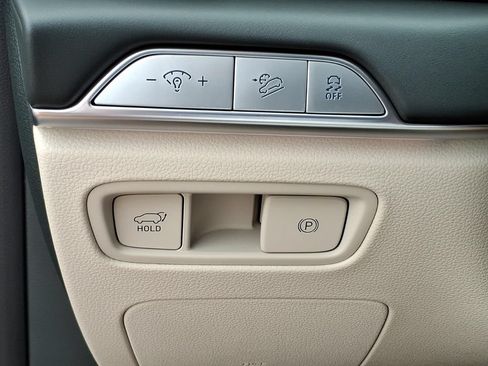 New 2026 Genesis GV80 2.5T Prestige AWD/4WD image 16