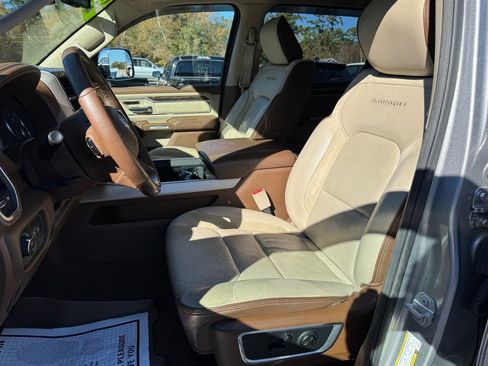 Used 2019 RAM 1500 Laramie image 20