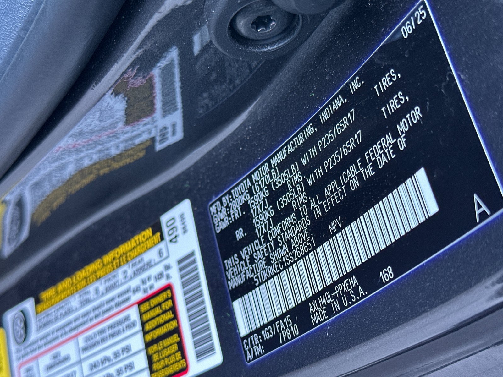 Used 2025 Toyota Sienna LE FWD image 25