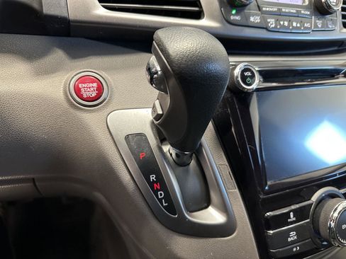 Used 2015 Honda Odyssey EX-L image 23