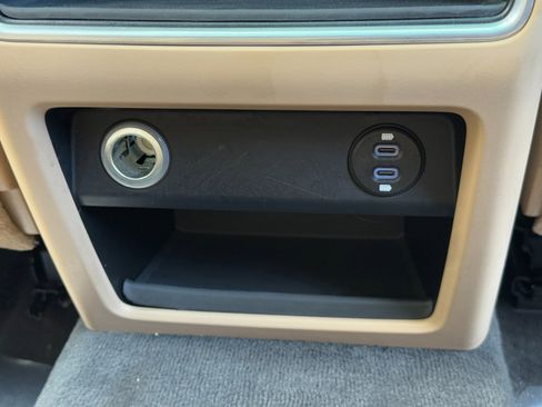 Used 2022 Porsche Cayenne image 37