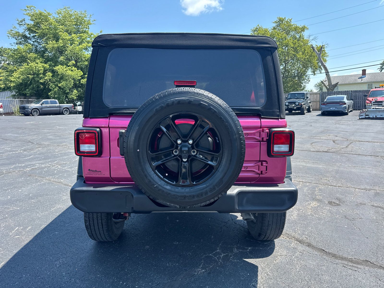 Used 2022 Jeep Wrangler Unlimited Sport AWD/4WD image 4