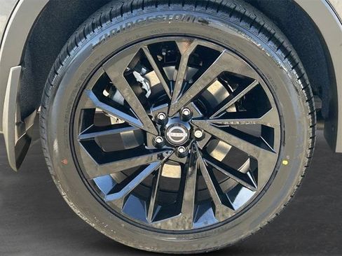 New 2026 Nissan Rogue SL AWD/4WD image 7